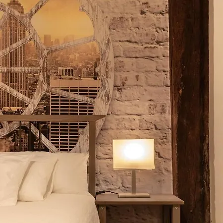 Apartamento Precioso Con Entrada Autónoma En El Casco Viejo *