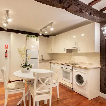 Precioso Con Entrada Autonoma En El Casco Viejo Apartment